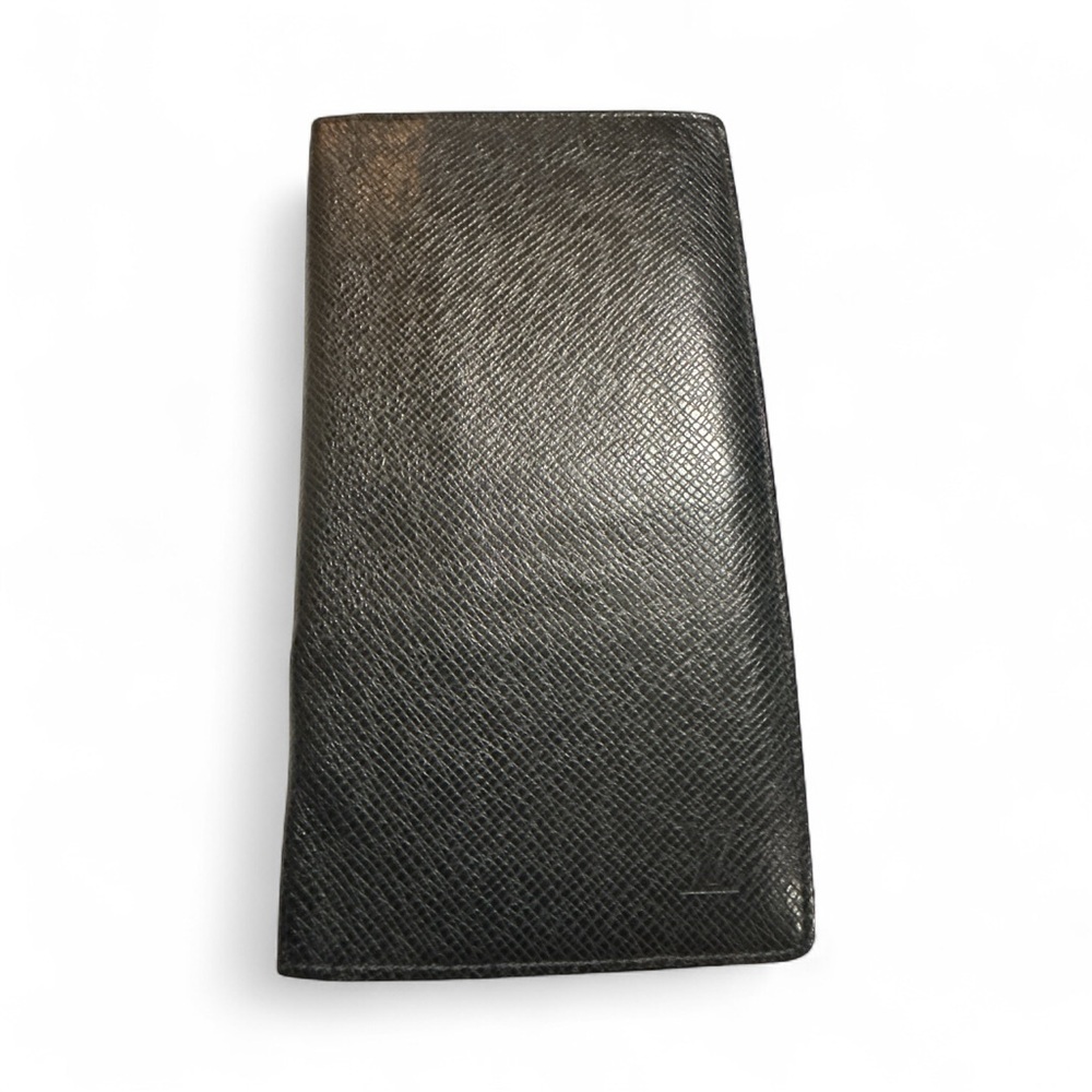 Black Louis Vuitton Textured Black Card Holder Checkbook Cover w/ COA - Picture 3 of 9